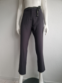 Humanoid pantalon. Maat L. Olijfgroen.