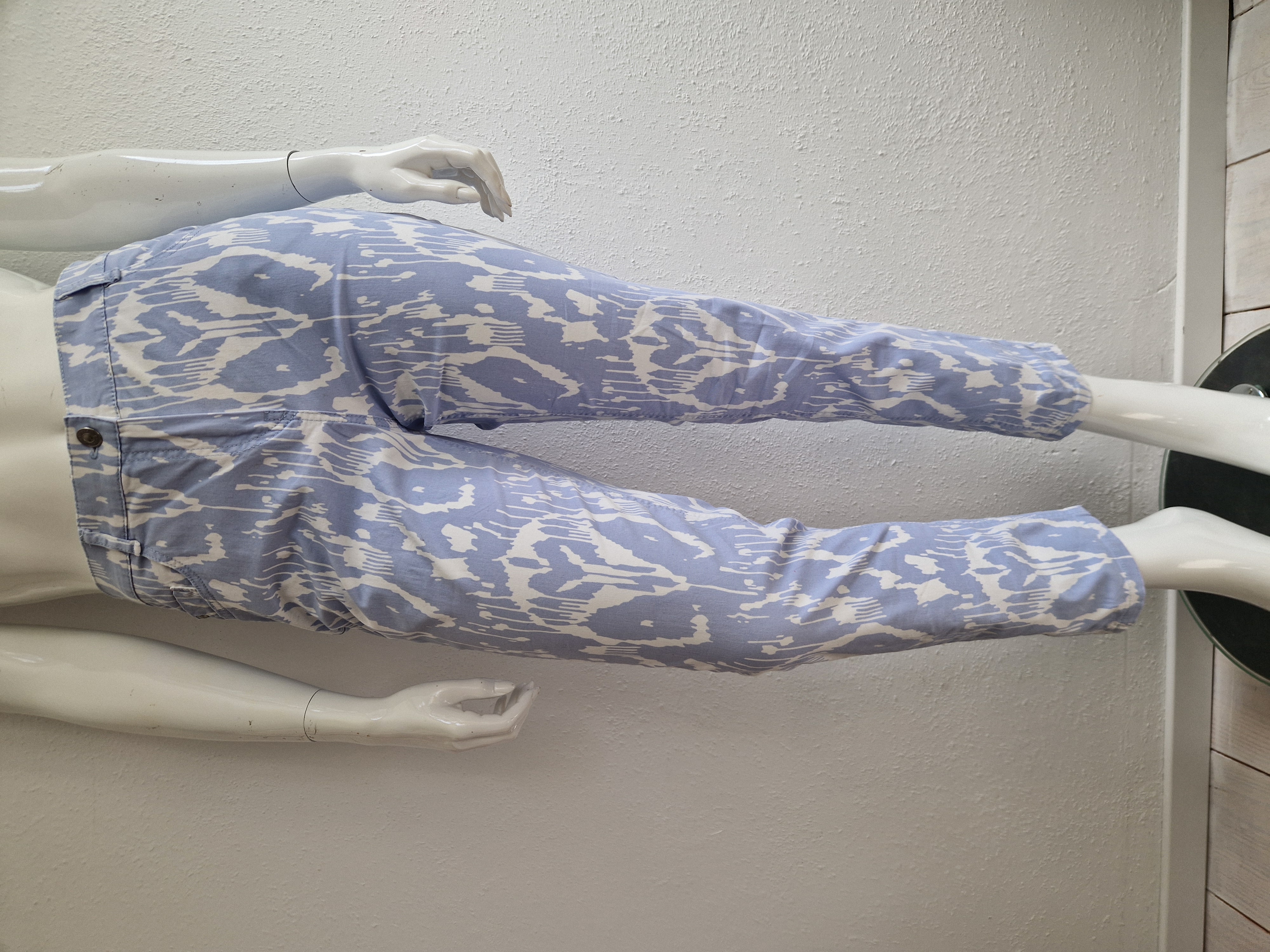 Gardeur jeans. Maat 42, Lichtblauw/wit/print.
