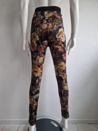 Kyra & Ko pantalon. Maat M. All over print.