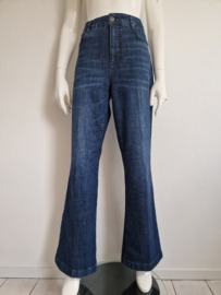 Expresso flared jeans. Maat 40, Donkerblauw.