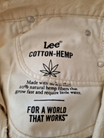 Lee Drew Wide Leg Jeans. Maat 30/33. Ecru.