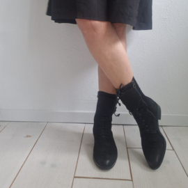 Triver Flight laarsjes. Maat 39, Zwart/suède.