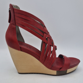 Ecco sandalen met sleehak. Maat 40. Rood/leer.