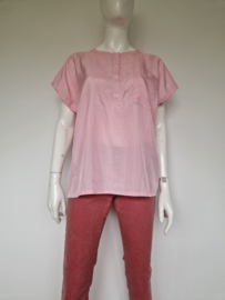 Joy lichtroze top. Maat 40.