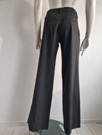 Vanailia Elements pantalon. Maat 38, Zwart/krijtstreep.