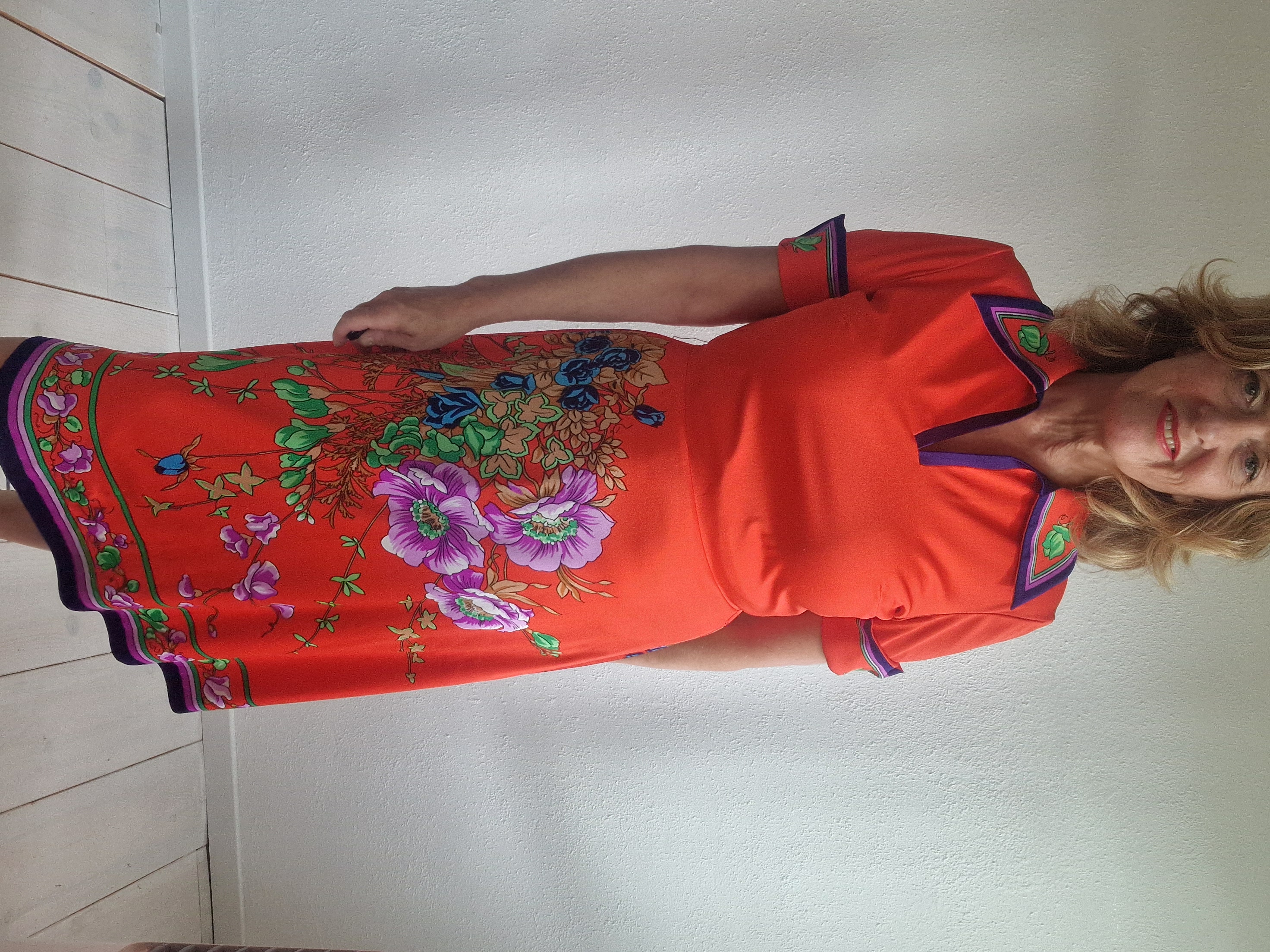 Verena Modelle jurk. Maat 38. Rood/print. (vintage)