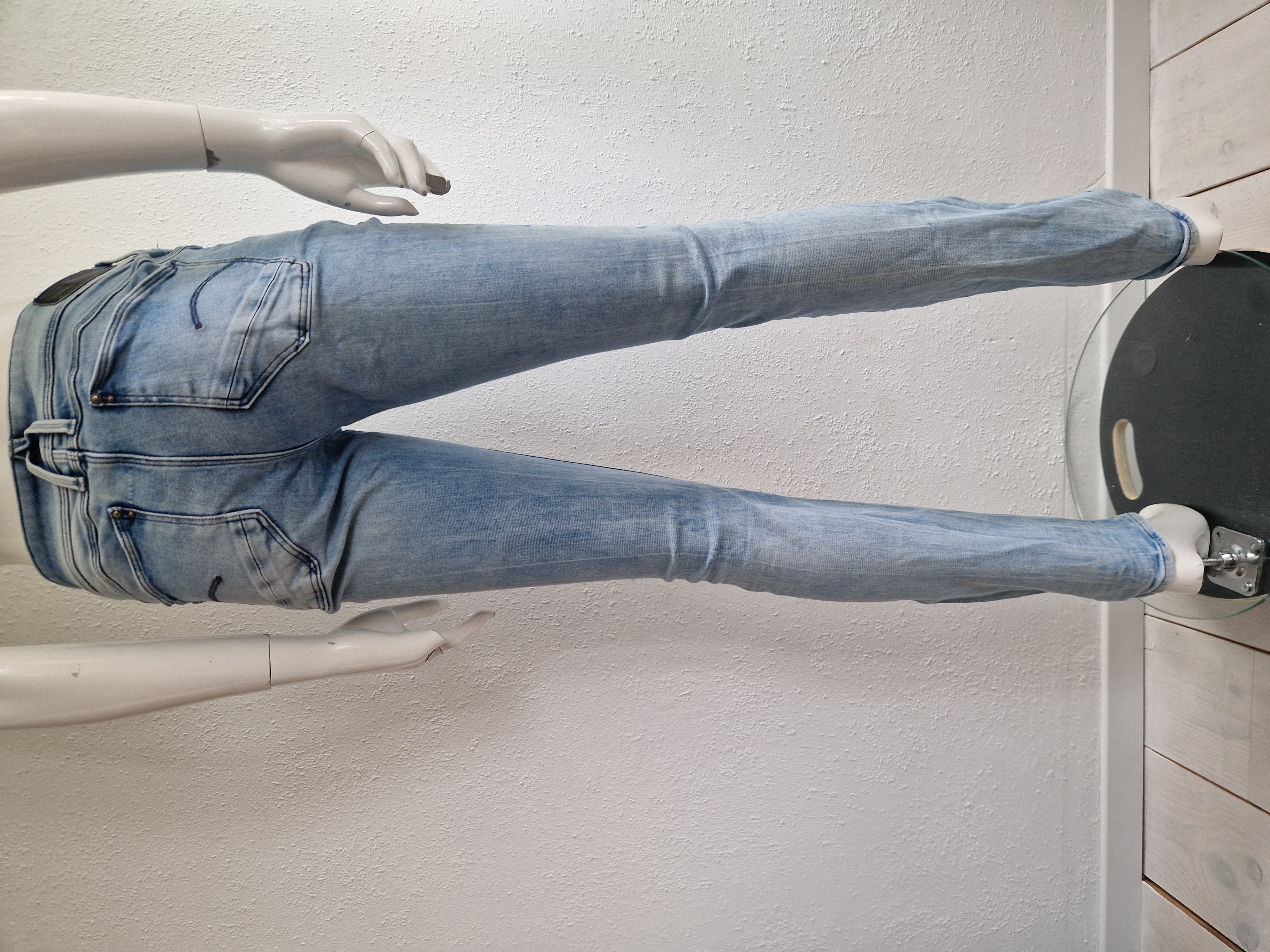 G-Star Raw Lynn Zip Mid skinny. Maat 30/34, Lichtblauw.
