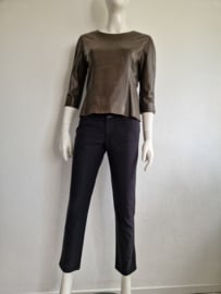 On Stage Denmark top. Maat 36/38, Bruin.