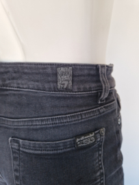 7 For All Mankind flared jeans. Maat 29. Grijs washed