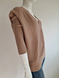 City Chic pullover. Maat 14, Lichtbruin.