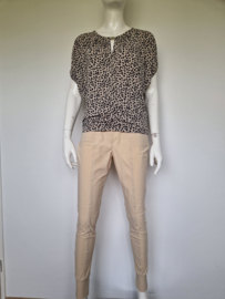 Summum top met vleermuismouwen. Maat S. Animal print.