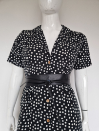Geisha doorknoopjurk. Maat 40, Zwart/wit/stippenprint