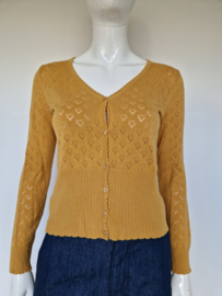 King Louie ajour gebreid vestje. Maat M. Okergeel.