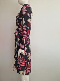 Pom jurk Kea Flower. Maat 40, Antracies/bloemenprint.