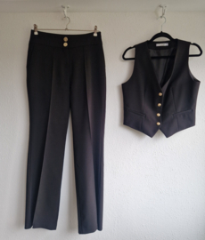 Artigli Collection set. Maat 38. Zwart