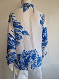 Expresso blouse. Maat 40. Lichtgrijs/blauw/print.