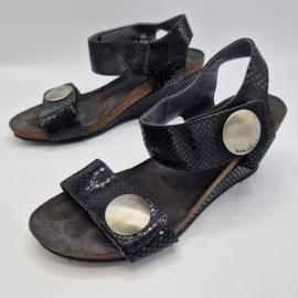 Ca'shott sandalen met sleehak. Mt. 40, Zwart/leer.