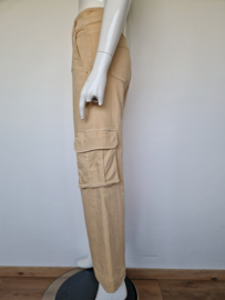Nenette Milano cargo broek. Maat 36/38. Beige.