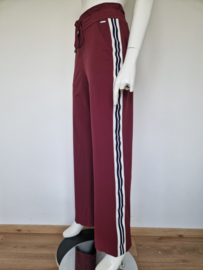 Mi Piace pantalon. Maat M. Bordeaux