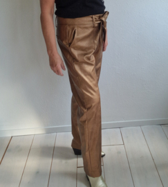 Studio Anneloes pantalon. Maat L. Goud/vegan leather.