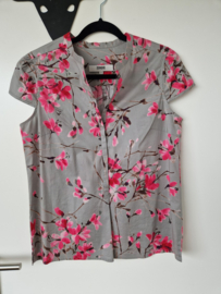 Zenggi blouse. Mt. 2, Grijs/bloemenprint.