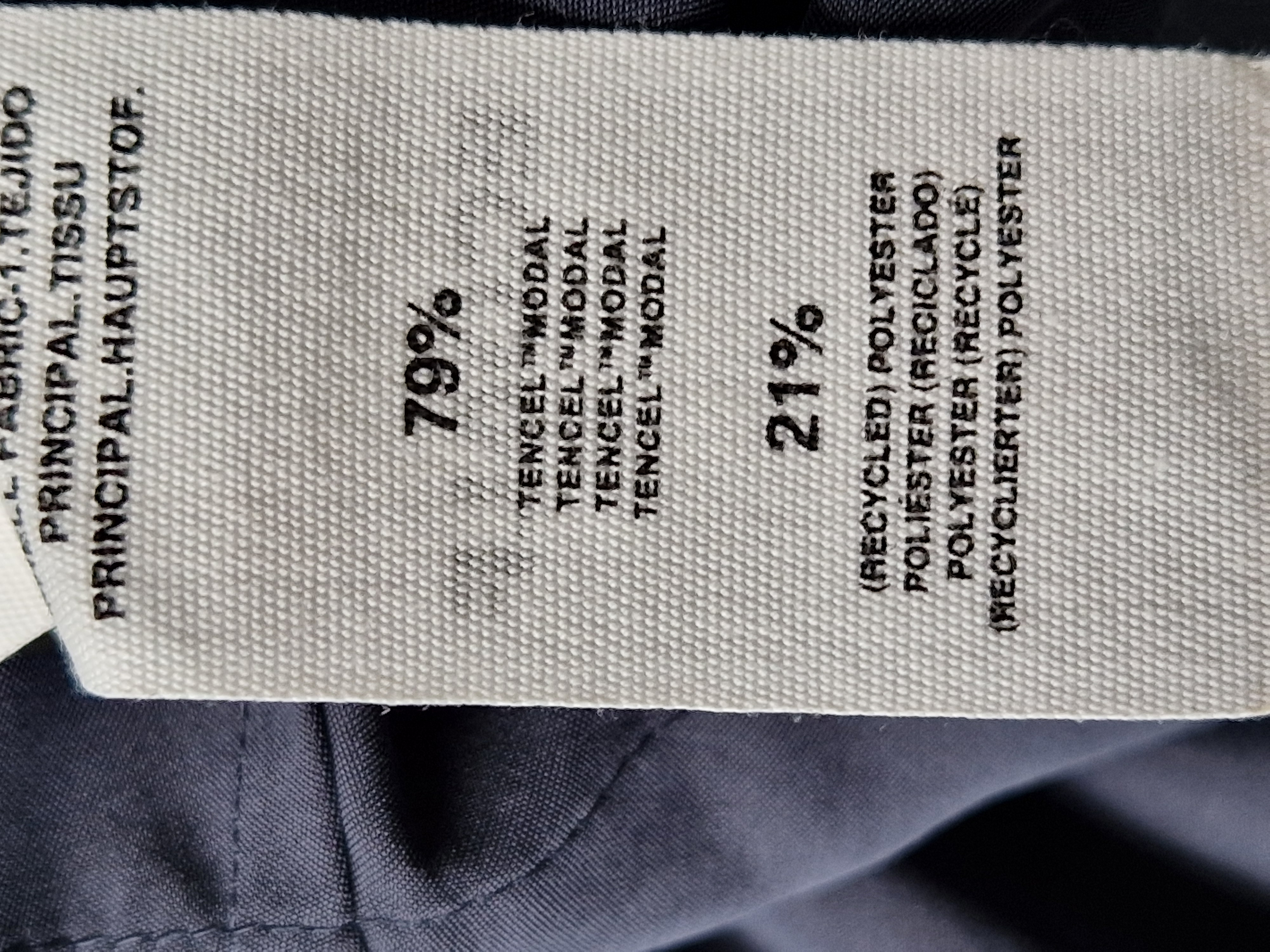 Ecoalf cargo rok. Maat L. Donkergrijs.