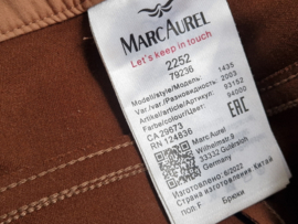 Marc Aurel pantalon. Maat 40, Karamel.