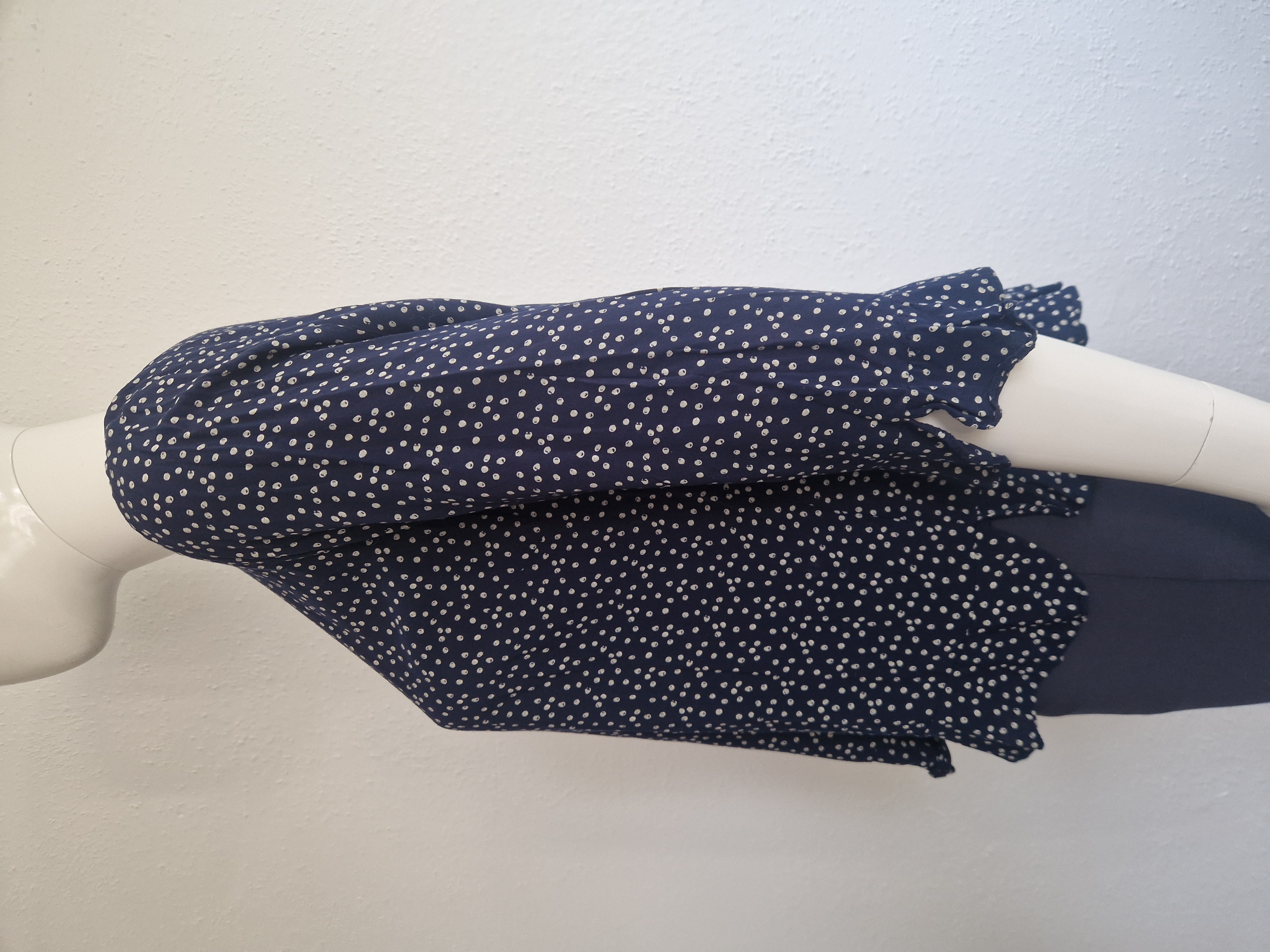 Opus top. Maat 38. Donkerblauw.