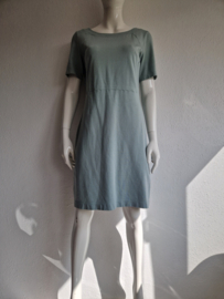 Le Pep jurk. Maat L. Zeegroen