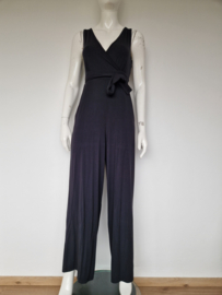 La Lamour jumpsuit. Maat S. Off black.