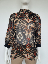 Summum blouse top ikat print. Maat 36, Zwart/rood/print.