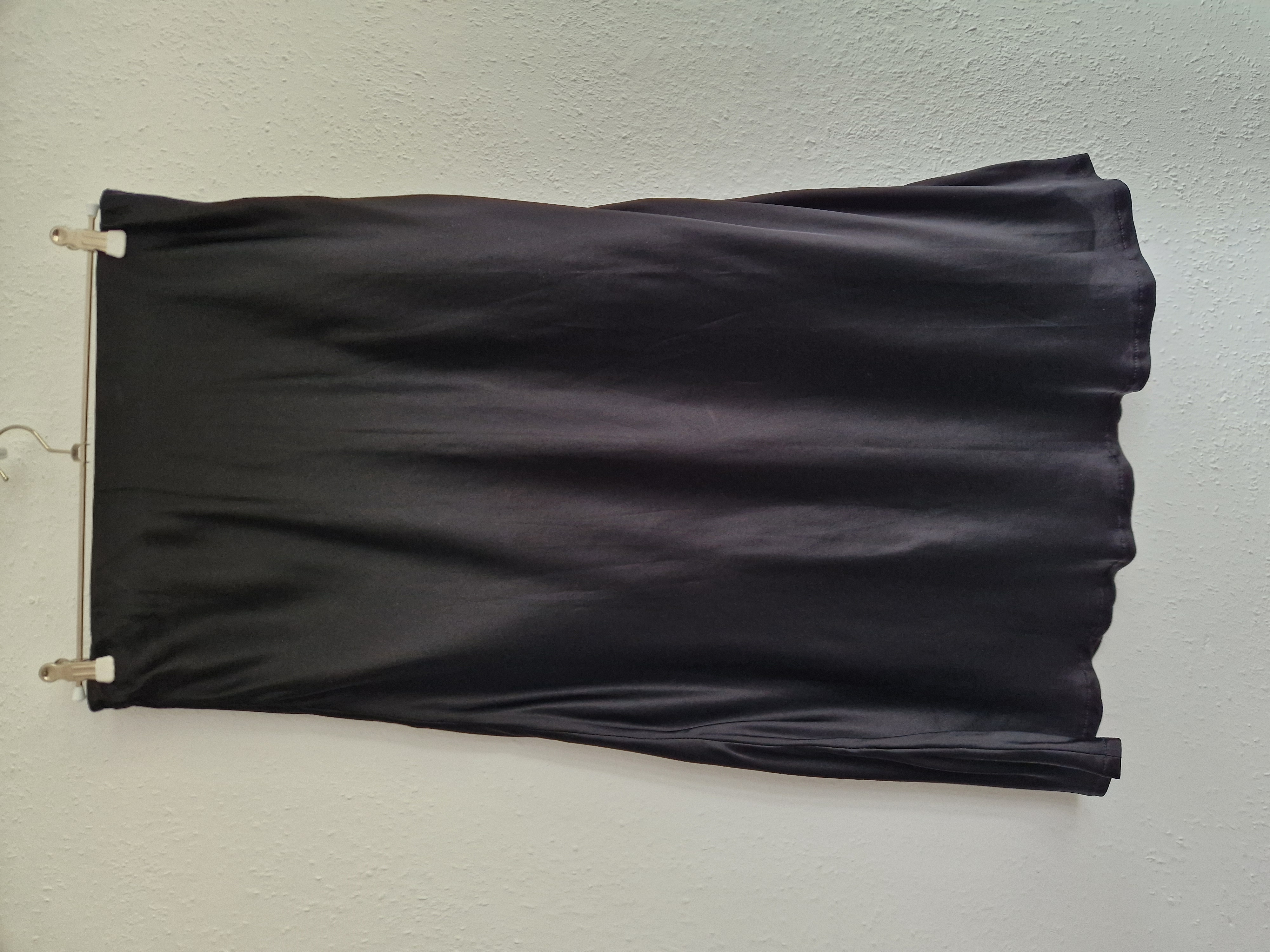 Summum midi rok. Maat 40, Zwart/satijn.