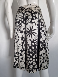 InWear plooirok. Maat 38. Crème/zwart/ zijde