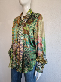 Zijden blouse. Maat M. Groentinten.