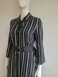 Riani doorknoopjurk. Maat 38, Zwart/wit/streep