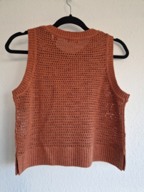 Esprit. Gehaakte spencer. Maat S. Roest