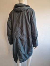 Filippa K. regenjas. Maat 46, Groen.