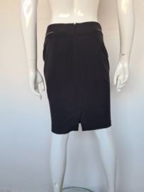 Armani Jeans rok. Mt. 36/38, Zwart