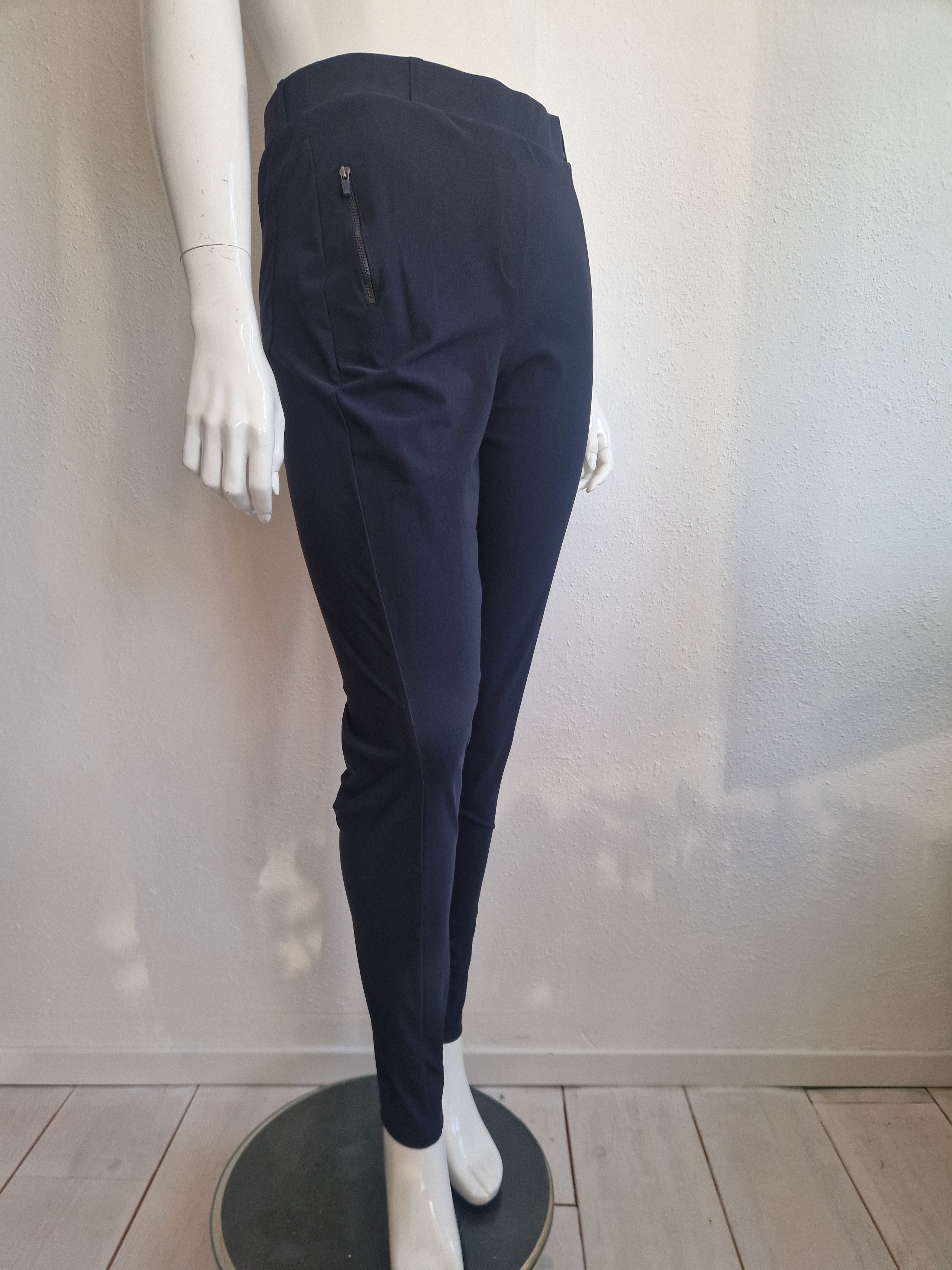 Studio Anneloes pantalon. Maat XL. Donkerblauw.