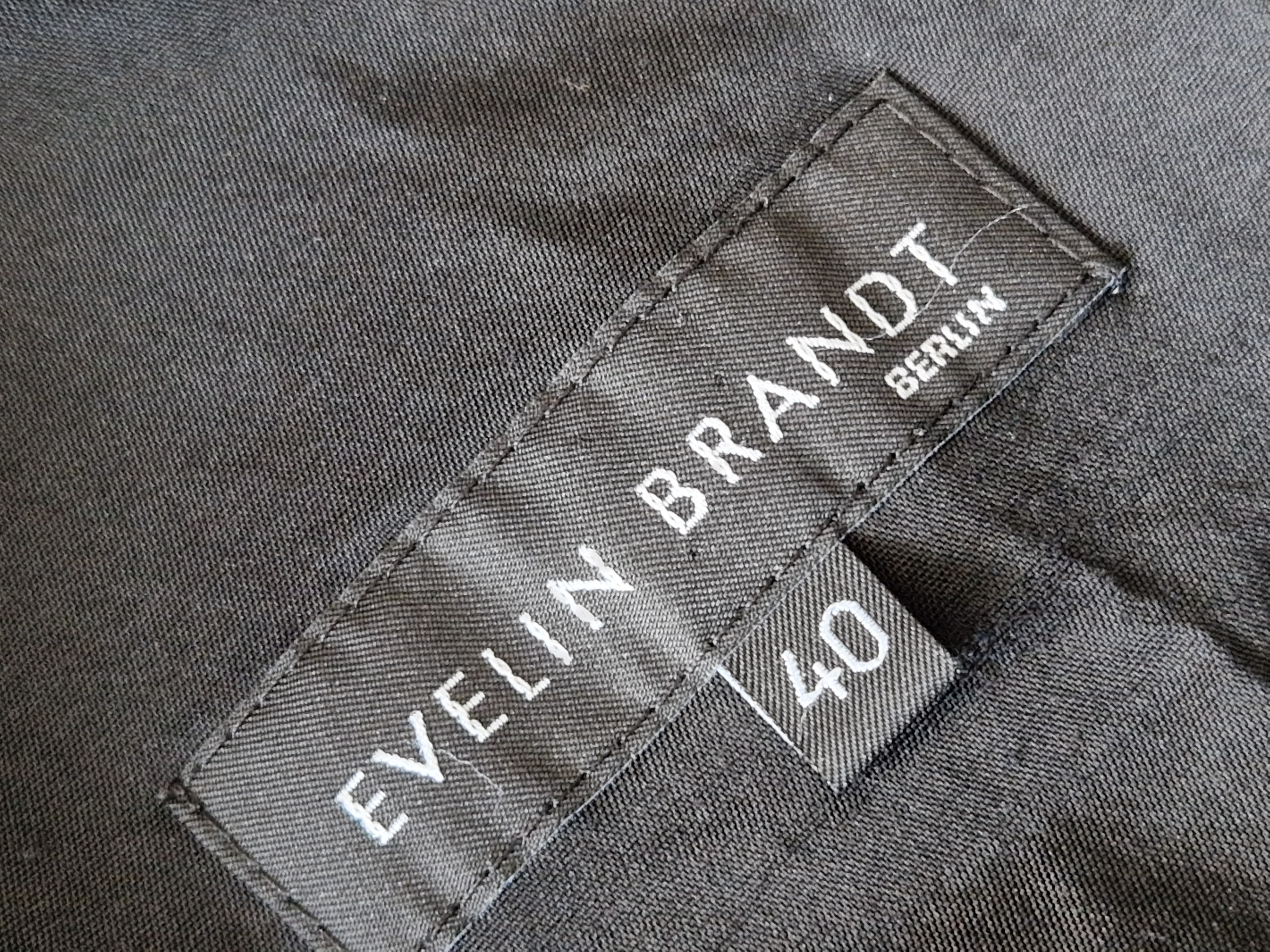 Evelin Brandt zomerjurk. Maat 38, Zwart/stippelprint.
