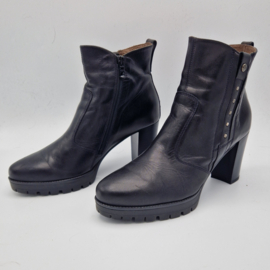 Nero Giardini plateaulaarsjes. Maat 41, Zwart.