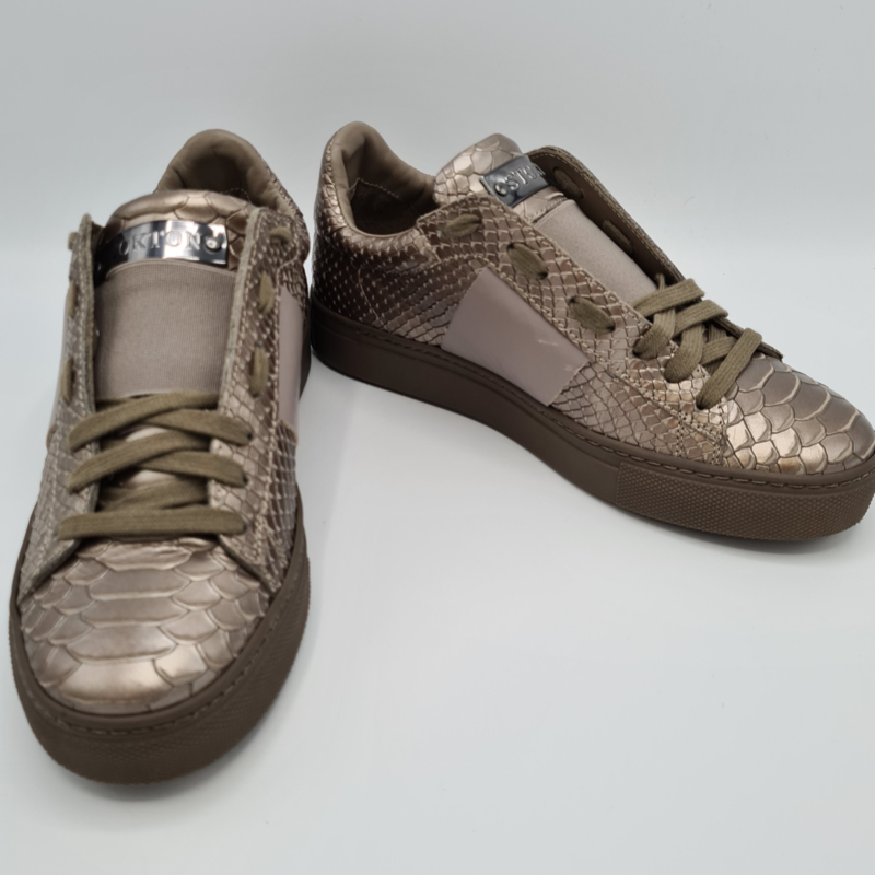 Stokton sneakers. Mt. 38. Metallic/leer. | Sneakers/ wandelschoenen |  verhip-vintage.nl