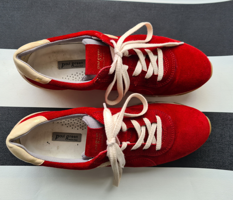 Paul Green sneakers. Mt. 6. Rood suède. | Sneakers/ wandelschoenen |  verhip-vintage.nl