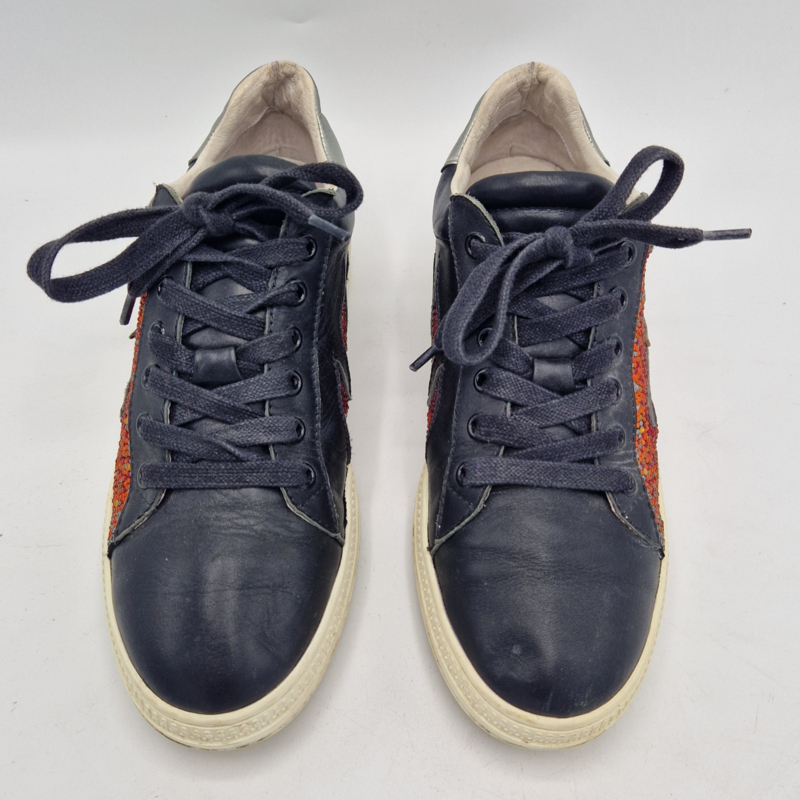 Lola Cruz sneakers. Maat 39 Zwart vlammenprint leer