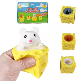 MA 008 ( pop-up cheese mouse ) ----- 24 pcs in display