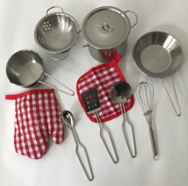 LP 002 ( kids stainless cooking set in net bag )