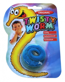 MA 002 ( magic twisty worm )
