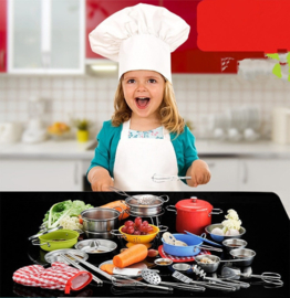 LP 003 ( kids stainless cooking set in window box )