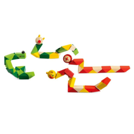 H 015 ( wooden twisty animals ) ----- 24 pcs in display