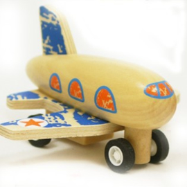 H 027 ( wooden pull back plane ) ----- 12 pcs in display